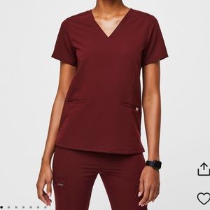 FIGS Casma Top - Burgundy